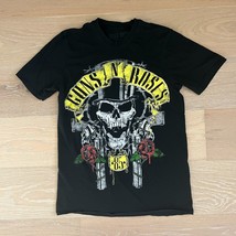 Guns N Roses 1985 Skull Roses Metal Rock Band Graphic T-shirt Medium - $16.99