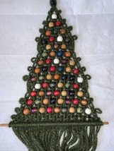 Green Macrame Vtg Christmas Tree Wall Hanging Colorful Wooden Beads MCM Boho - $24.74