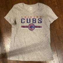 Chicago Cubs Classic Gray V-Neck T-Shirt w/ Shiny Lettering Size XL 14/16 NWT - £7.23 GBP