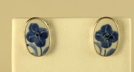 Vintage Sterling Silver Signed 925 Oval Flower Design Porcelain Stud Earrings - £31.65 GBP