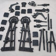 Lot Of (20+) Warhammer 40k And Fantasy Bits And Pieces - $29.69