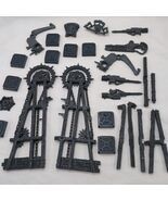 Lot Of (20+) Warhammer 40k And Fantasy Bits And Pieces - $41.61 CAD