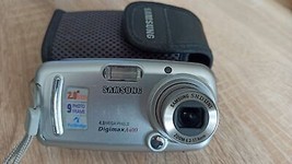 La fotocamera digitale Samsung Digimax A402 funziona - $45.80