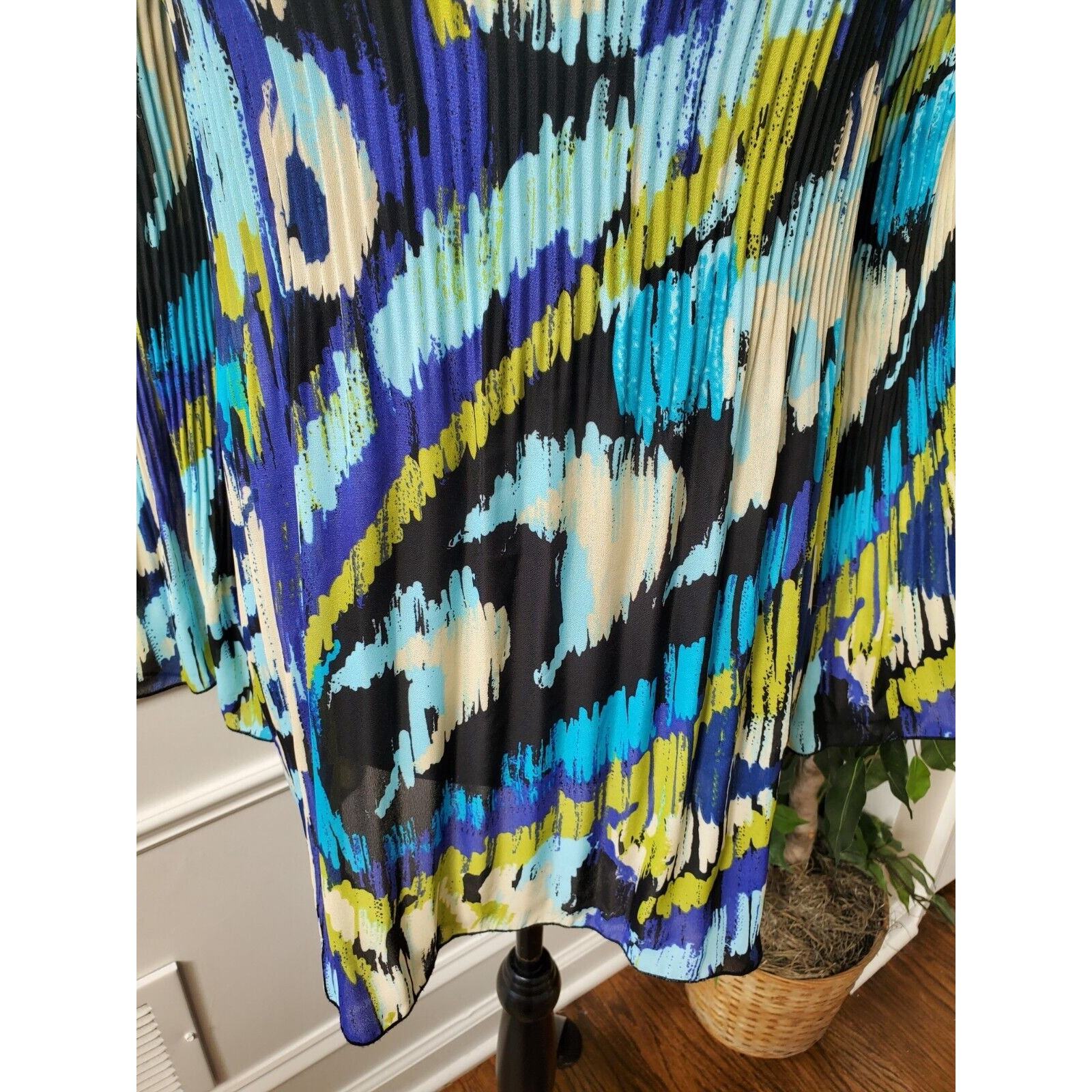 Cato Women's Multicolor Polyester Round Neck Long Sleeve Pullover Blouse 18/20W Item image 4