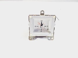 Analog Clock OEM 1981 Mercury Cougar XR7 - $967.45 MXN Analog Clock OEM 1981 Mercury Cougar XR7 - $967.45 MXN