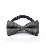 Black Plaid Bow Tie - $360.94 MXN