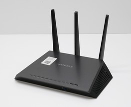 NETGEAR Nighthawk R7000P AC2300 Smart WiFi Router image 2