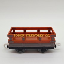 2009 Thomas & Friends Train Mattel Sodor Fireworks Co. Plastic - $8.53