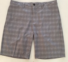 Travis Mathew Shorts Gray Plaid Men’s Size 36 Performance Stretch 10&quot; Inseam - £12.21 GBP