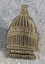Mississippi State Capitol Building Plastic Travel Souvenir Lapel Hat Pin Vintage - £7.18 GBP