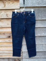 Gloria Vanderbilt Amanda Blue Denim Straight Jeans Missy Size 6  30W 28L - £13.95 GBP
