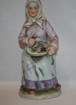 HOMCO Old Woman Lady with Basket of Grapes Figurine #1433 - £14.38 GBP