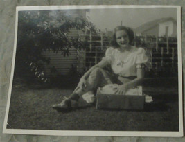 Nice 9.75&quot; by 8&quot; Black &amp; White Vintage Photo, VG COND - $2.69 CAD