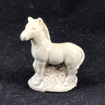 Vintage WADE ENGLAND Tea Rose Zebra Gray Mini Porcelain Figurine 1.5&quot; Tall - £3.77 GBP