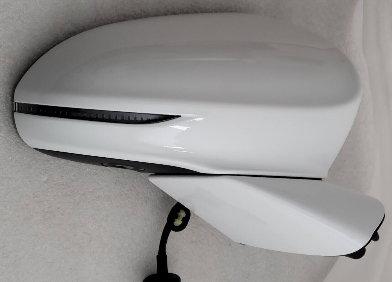 2017-2019 Buick LaCrosse white RH door mirror w/ signal +light. Passenge... - $98.00