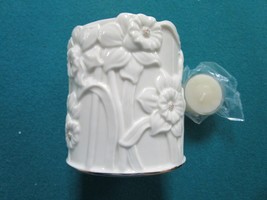 Lenox Daffodil Votive 3 1/2&quot; Nib Original - £38.79 GBP