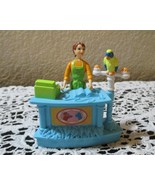Fisher Price Sweet Streets Pet Shop Check Out Counter With Parrot &amp; Doll - $17.23 CAD