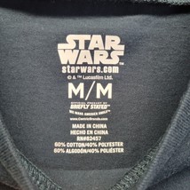 Star Wars The Mandalorian Baby Yoda Christmas Galaxy&#39;s Greetings Shirt M... - $21.29