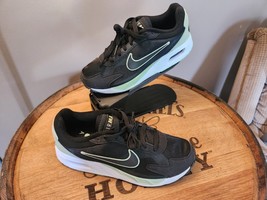 NEW Nike Air Max Solo Men&#39;s Casual Running Training Shoes Black White DX... - $64.35