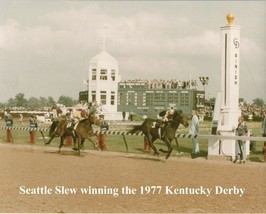 1977 - SEATTLE SLEW winning the Kentucky Derby - Color - 10&quot; x 8&quot; - £15.80 GBP