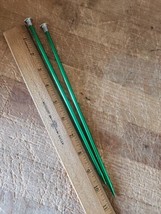 Boye Knitting Needles Size 9 Metal Green Single Point 5.25mm Aluminum  - $5.81