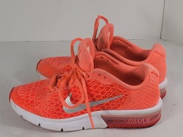GIrls Size 4Y Running Shoes Neon Orange Pink White Lightweight #86994-600 - $856.58 MXN