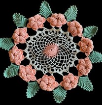 Vintage Crochet Flower Doily Handmade Peach Pink Roses Green Leaves 17&quot; ... - £13.12 GBP