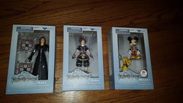 Diamond Select Kingdom Hearts Walgreens Series 1 Axe,l Mickey, with Pluto Sora - $28.99