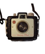 Vintage 1950s Kodak Brownie Hawkeye Flash Camera With Bulbs Collectible - £33.68 GBP