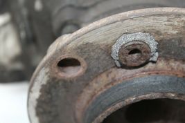 2002-2005 BMW E65 745i 745Li FRONT RIGHT PASSENGER SPINDLE KNUCKLE HUB P6853 image 4