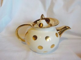 Nice Vintage Hall China Teapot Ivory Windshield Gold Label Gold Dot 6 Cup - $26.00