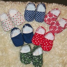 Handmade Baby crib shoes/ slippers 0-3 months Holiday colors and prints - £11.96 GBP