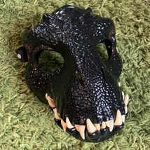 *Read* Mattel 2017 Fallen Kingdom Jurassic World Indoraptor Black Dinosaur Mask - £24.41 GBP