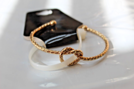 Gold Tone Metal Twist Knot Cuff Women&#39;s Bracelet - £13.50 GBP