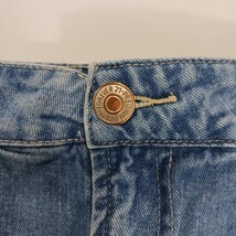 Forever 21 Women's Blue/White Distressed Denim Frayed Mini Skirt Size 14 (36×17) image 5