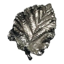 Vintage Brooch Antiqued Shined Decorated Silver Leaf Napier Pin - £15.97 GBP