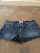 So Women&#39;s Juniors Denim Mini Shorts Zip Button Pockets Size 7 Blue - $32.01