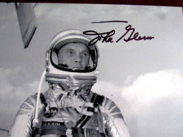John Glenn Nasa Astronaut Mercury 7 Senator Signed Auto Kodak Photo Jsa Beauty - £194.68 GBP