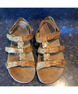 Vionic Gold Cork Adjustable Sandal, Style: AMBER, Women Size 9 Wide - $39.00