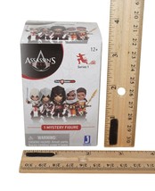 2 Pc Lot Assassin's Creed 3" Toy Series 1 - Vinyl Blind Box Random Figure 2018 - $8.00