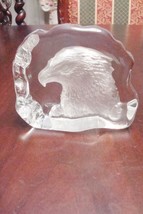 Paperweight pressed glass frosted eagle head, very good condition, 4&quot; x ... - $17.81