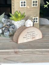 East of India Wooden House on the Hill - True Friends - $119.06 MXN