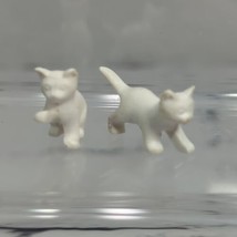 Playmobil Tiny .5&quot; White Kittens Lot of 2 Replacements - £5.91 GBP