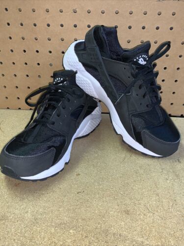 Primary image for Nike Shoes Womens 8 Black White Air Huarache Road Running Training Sneakers