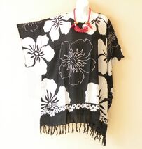 KB373 Black White Batik Caftan Kaftan Poncho Hippy Women Blouse Top up t... - $24.90