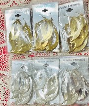 WHOLESALE EARRING LOT 12 PAIR GOLD SILVER TONES DANGLES FEATHERS PACKAGE... - $220.50 MXN