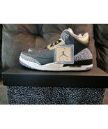 Authenticity Guarantee

Air Jordan 3 Women Black Cement Gold Womens size 10 - £241.63 GBP