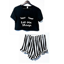 Women&#39;s Medium Sleepwear Closed Eyes Print T-shirt and Shorts Pajamas Se... - £11.40 GBP