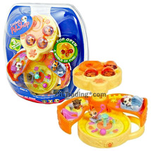 Year 2006 Littlest Pet Shop Lps Teeniest Tiniest On The Go Dog Park With 3 Dogs - $54.99