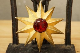 Vintage Costume Jewelry Gold Tone Metal Red Rhinestone Sunburst MCM Brooch Pin - £19.77 GBP